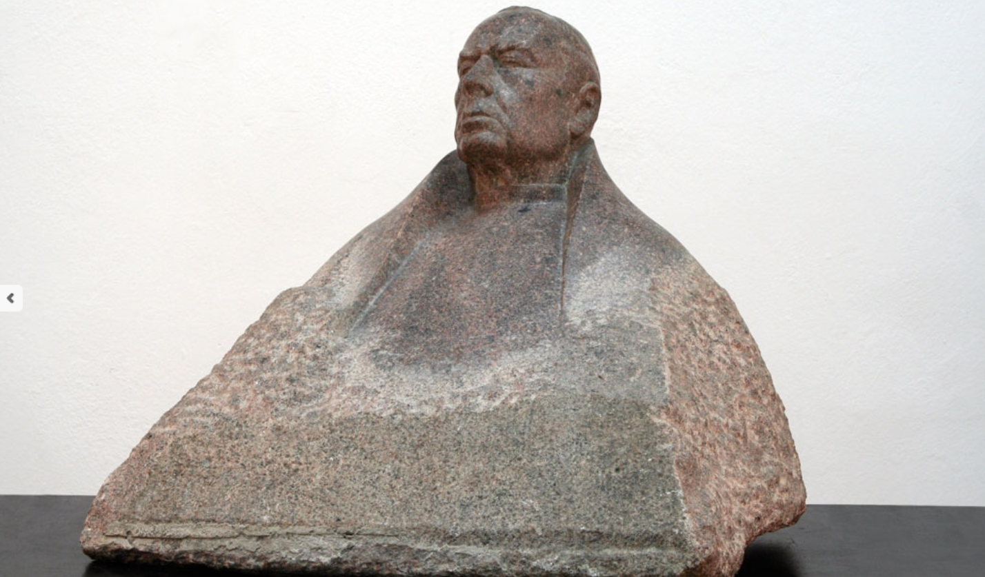 St. Gruszka, Kardynał Stefan Wyszyński, granit, 1983, Muzeum Centrum Rzeźby Polskiej, Orońsko