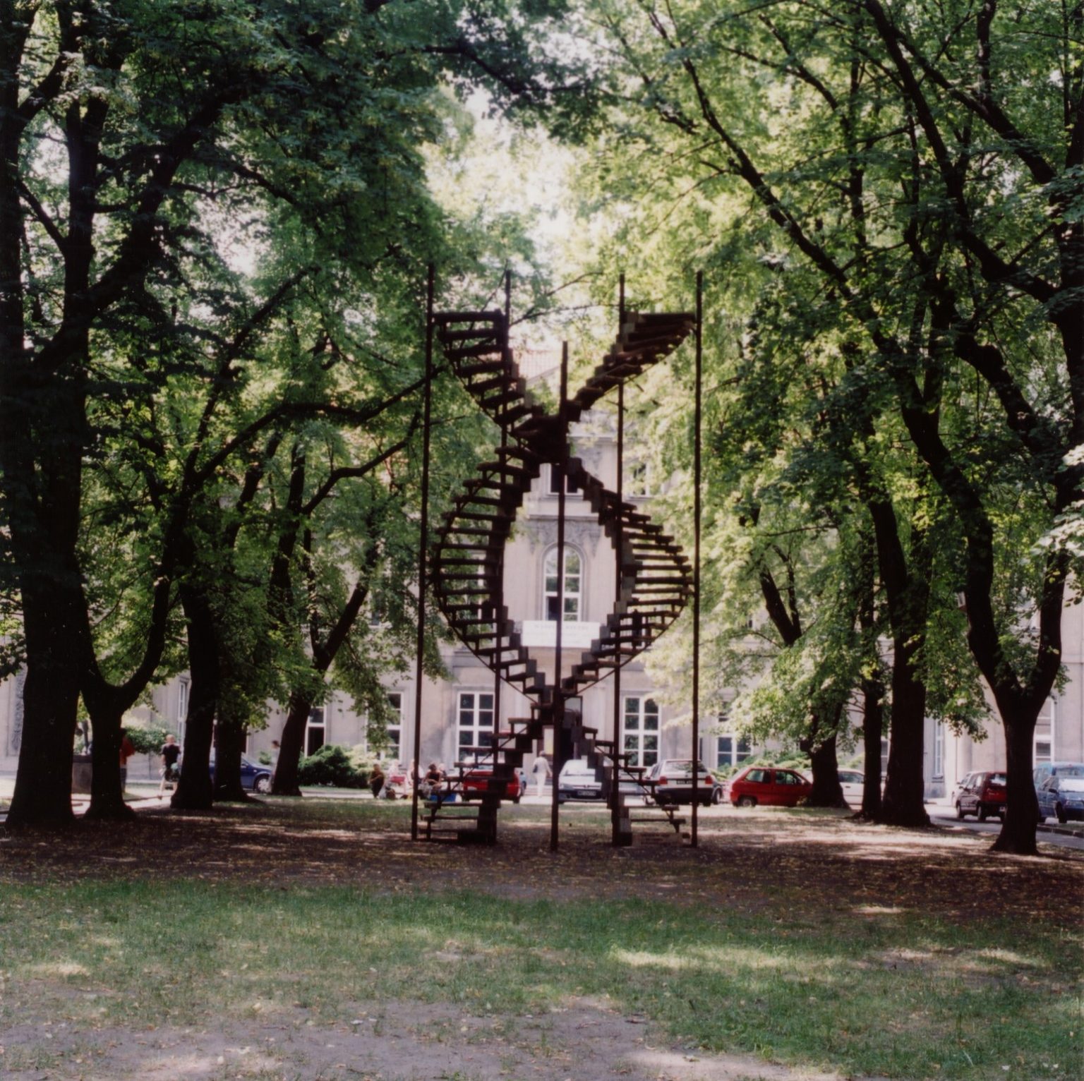 K.Smaczna-Łagowska, Pmnik miejsca, 2003