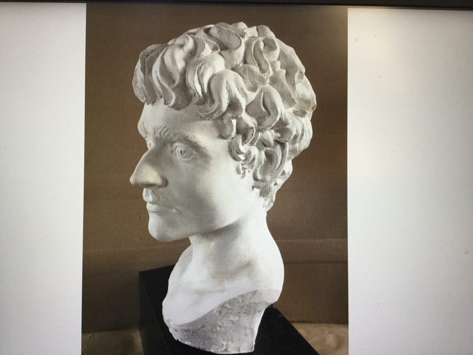 St. Gruszka, portret syna, biały marmur