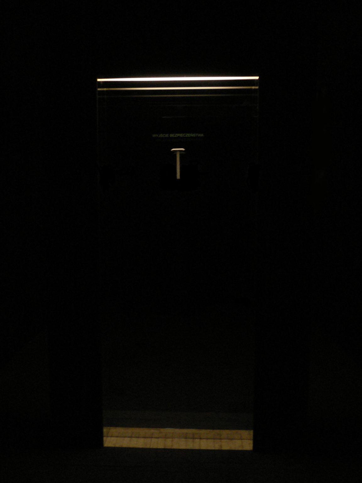 P. Mysera, WYJŚCIE BEZPIECZEŃSTWA invironment, 2005, fot. Z. Gramz