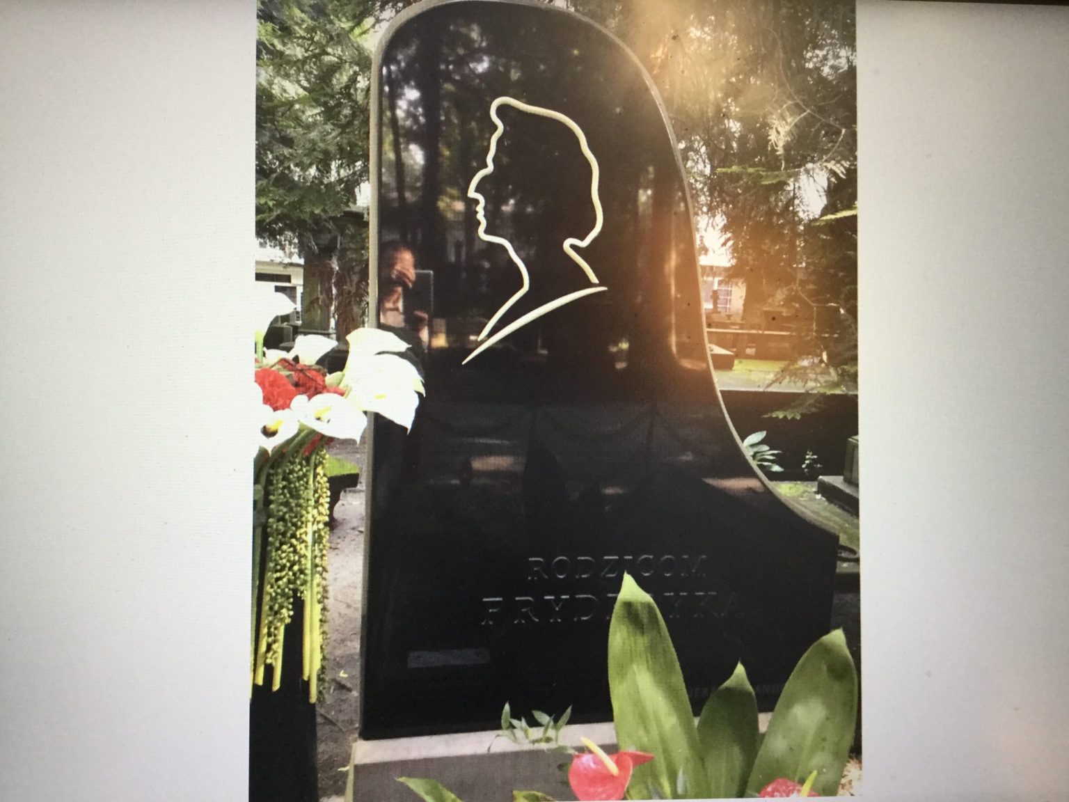 St. Gruszka, Gròb Rodzcôw Fryderyka Chopina, granit, marmur, piaskowiec