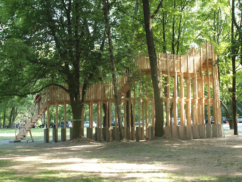 A.Siekierska, Kto tam_, istalacja, 2018