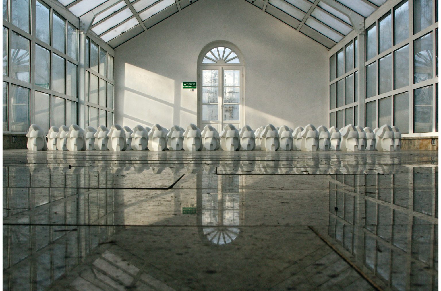 S.Brach, 200xChopin, porcelana, 2010