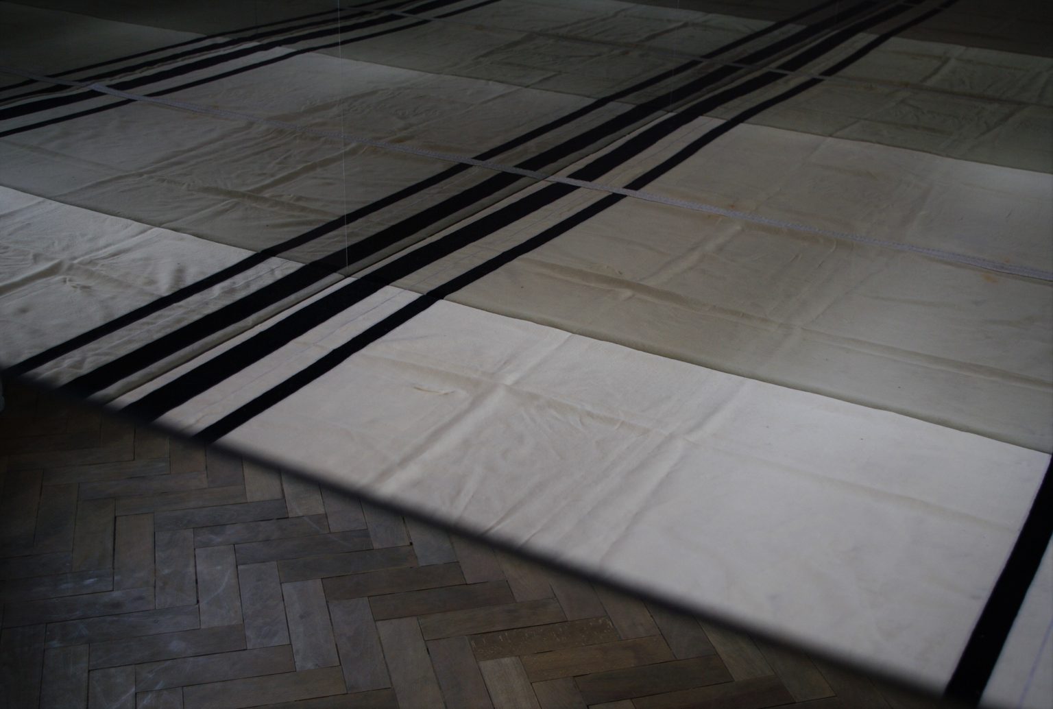 P. Mysera, ZIEMIA OBIECANA, obiekt, detal, wariant II, 2007, fot. P. Mysera