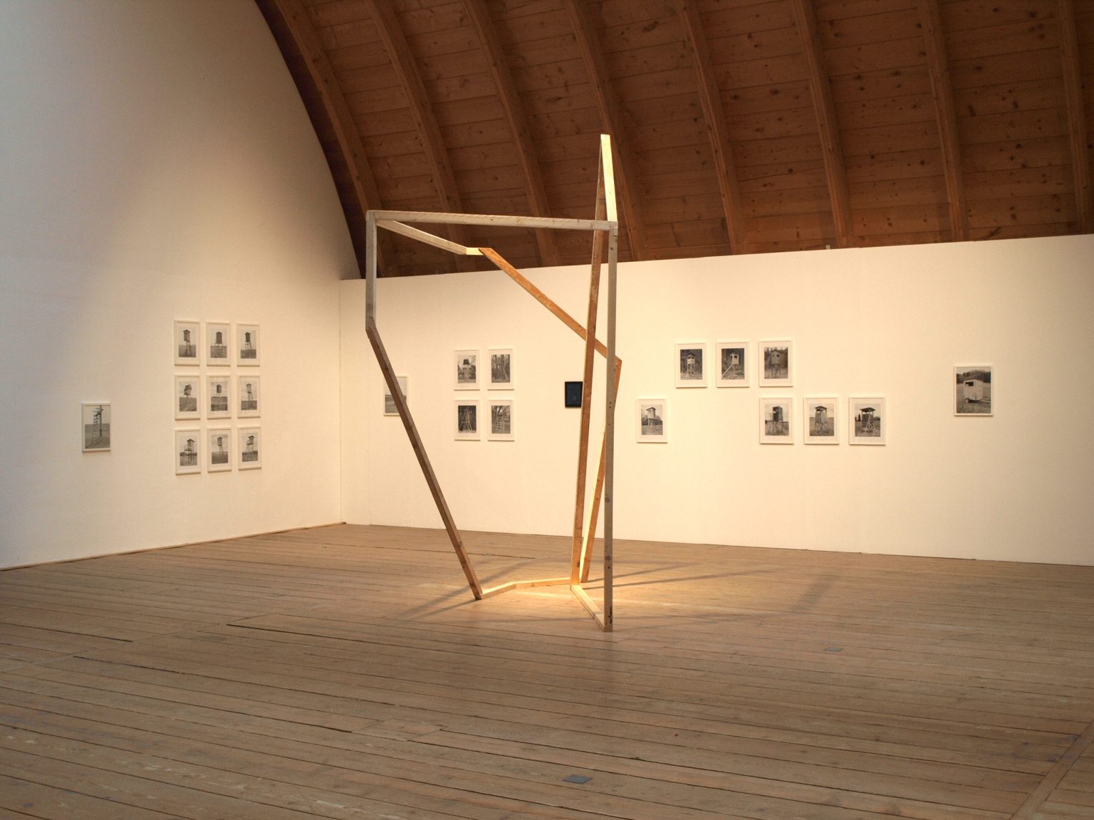 A.Siekierska, Lebensgefahr, instalacja, 2017