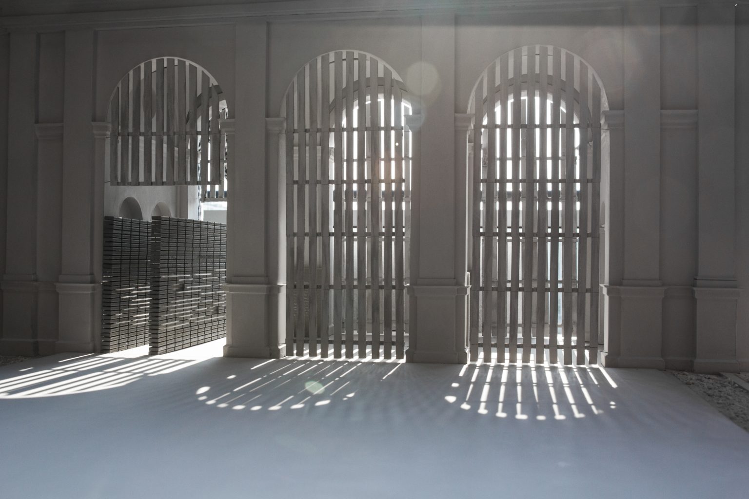 JEMS ARCHTEKCI współpraca P.Mysera, POMNIK POLAKÓW RATUJĄCYCH ŻYDÓW W CZASIE II WOJNY ŚWIATOWEJ, 2014