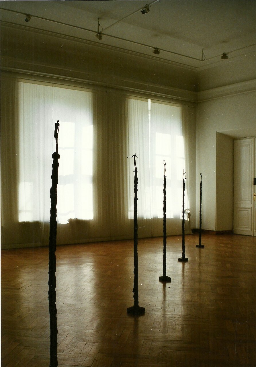 A.Łopiński, Z CYKLU DROGA MLECZNA
Rozmiar: 170 CM
Materiał: BRĄZ