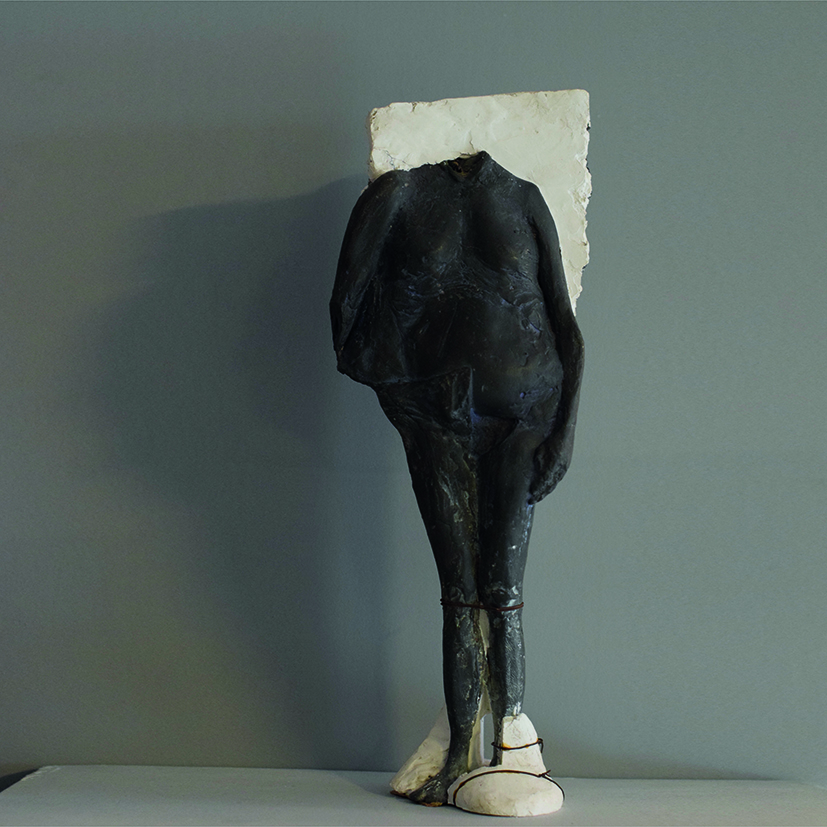 G.Witek, FIGURY Z CYKLU „DIALOG”, ołów, gips, wys. figury około 50 cm, od roku 2003 cykl w procesie powstawania